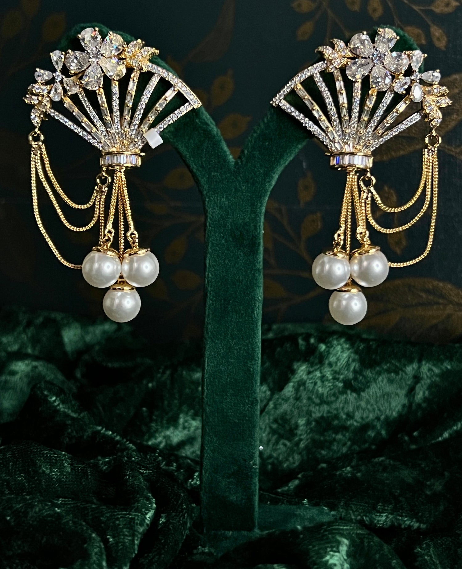 Earrings {Victorain, AD, Polki, Kundan, Paanchi, etc.}