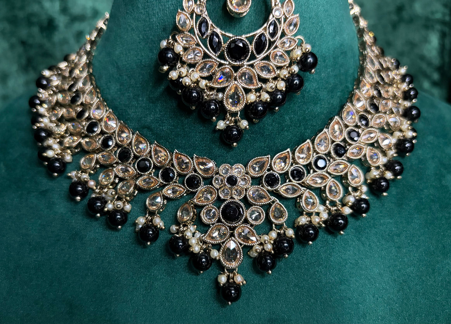 Black Polki Necklace