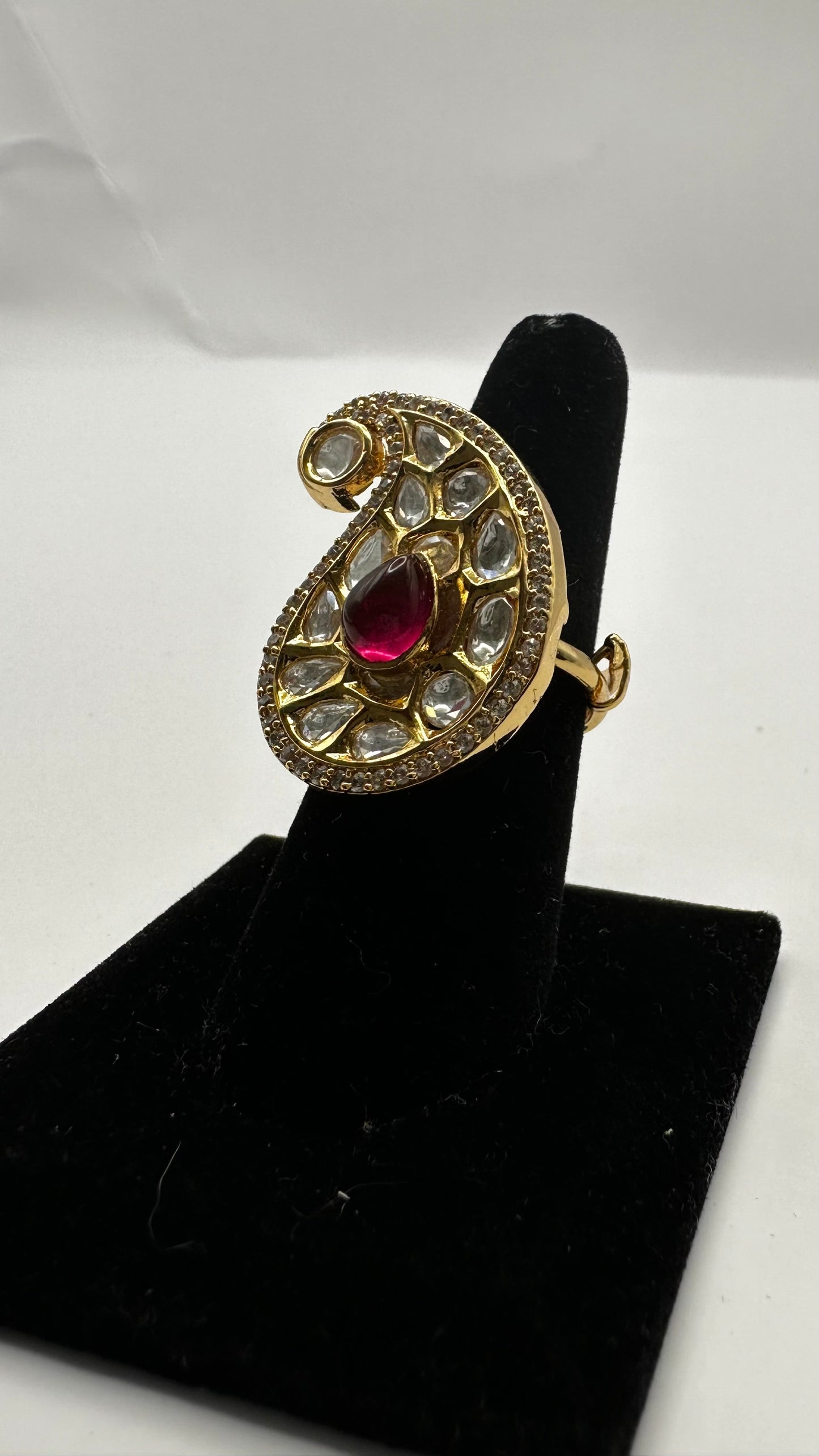 Teardrop Stoned Ring