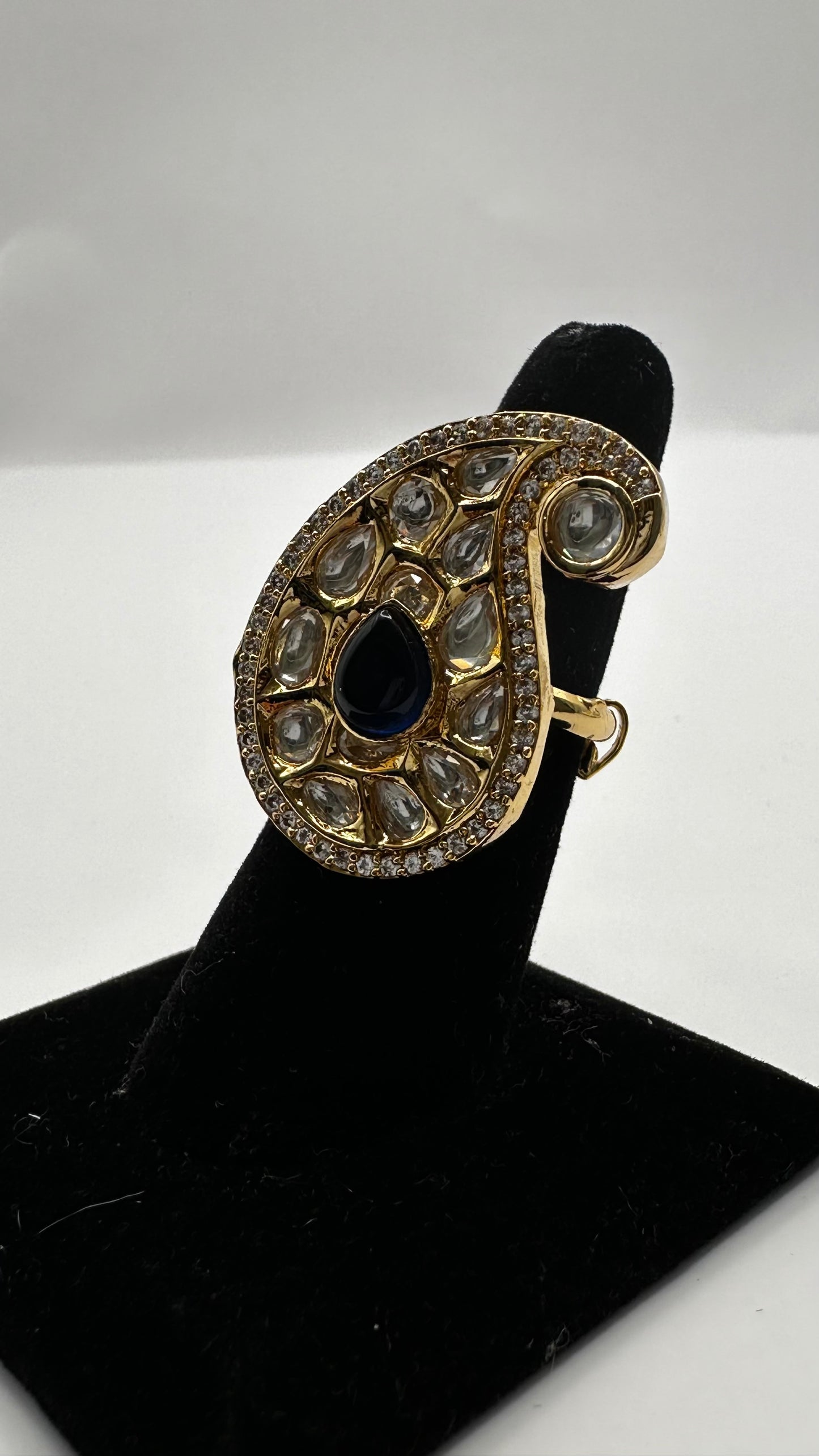 Teardrop Stoned Ring