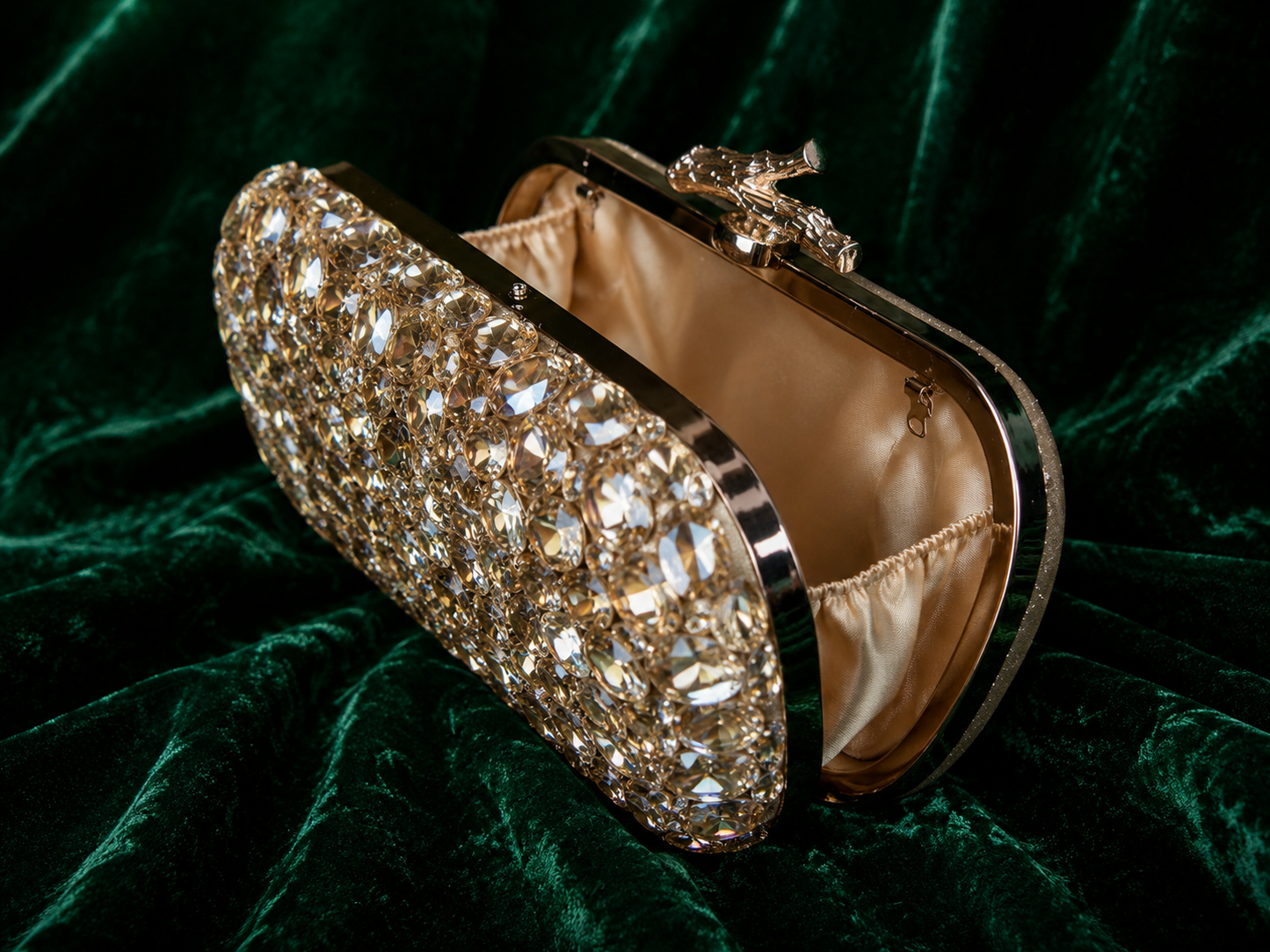 Diamond Dynasty Clutch