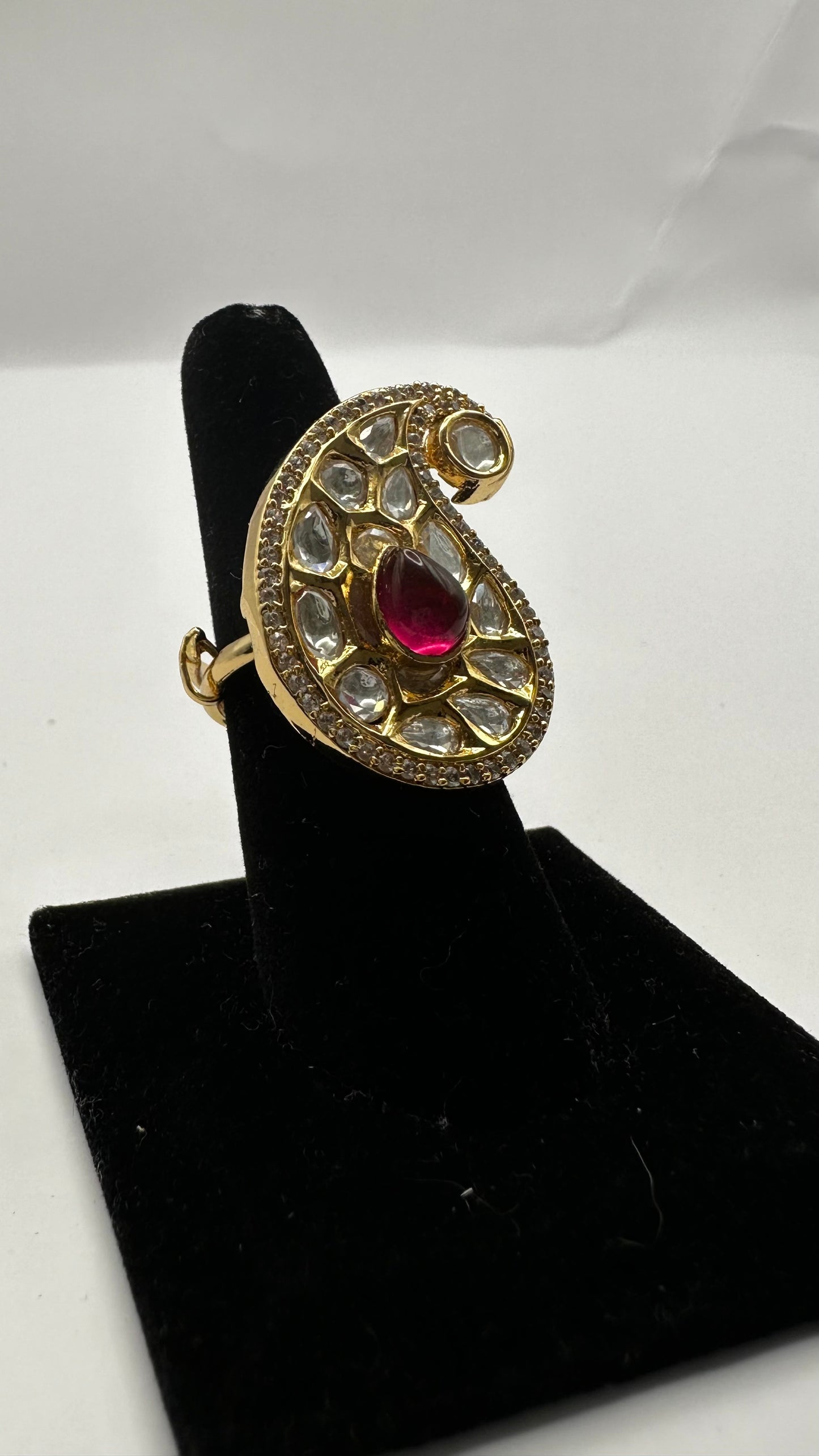 Teardrop Stoned Ring