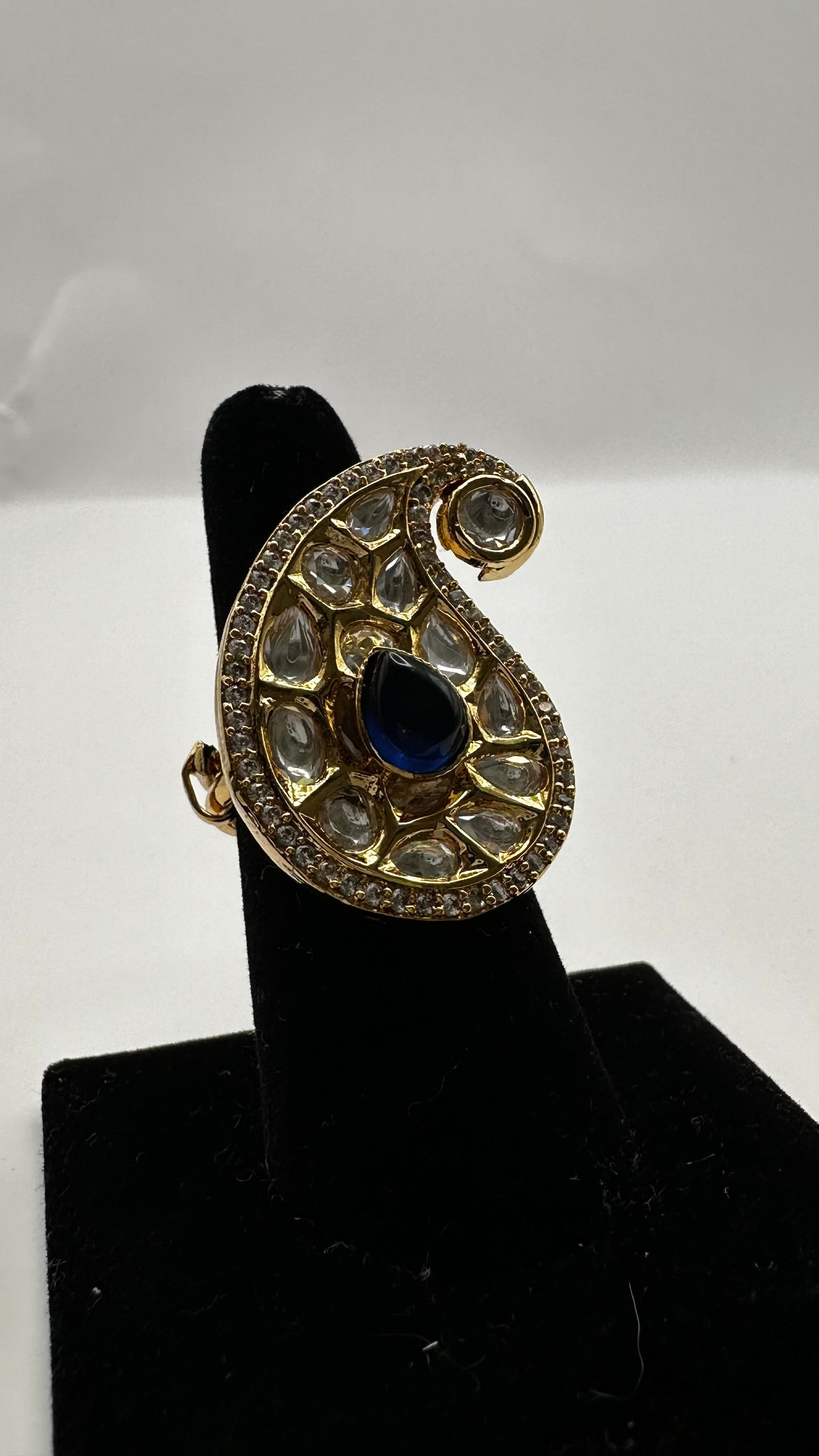 Teardrop Stoned Ring