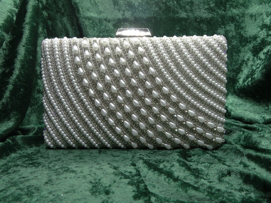 Metal Pearl Purse