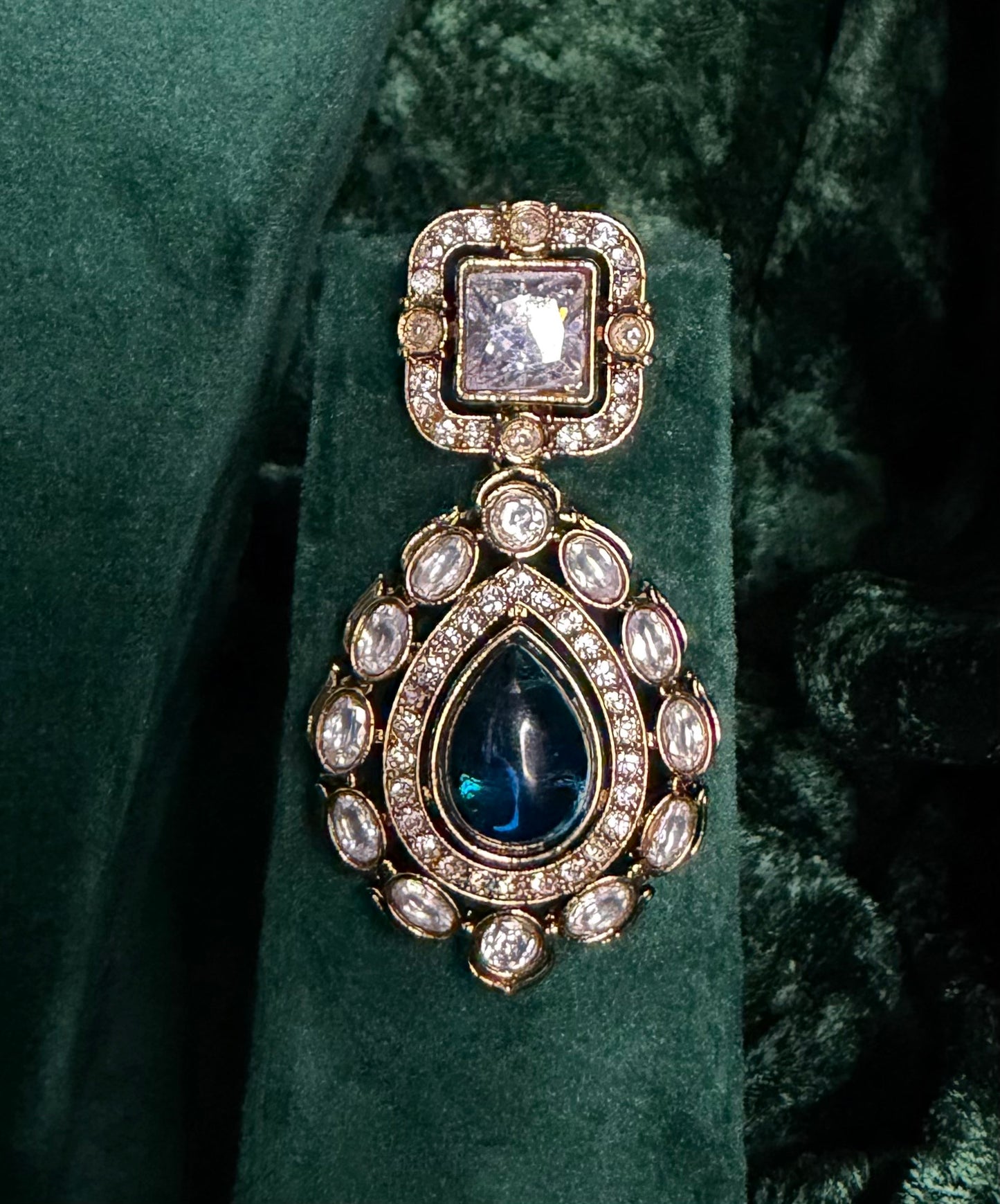 Sapphire Pearl Choker