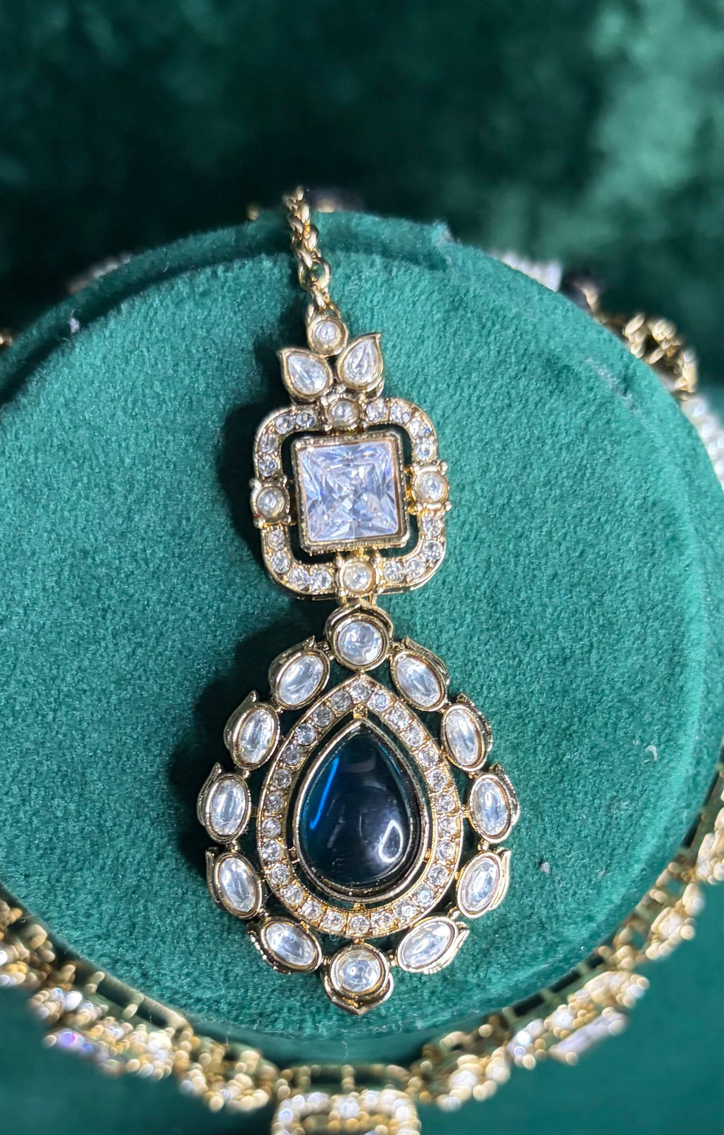 Sapphire Pearl Choker