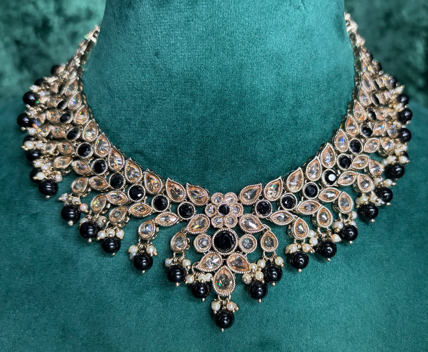 Black Polki Necklace