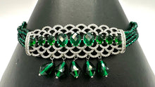 Load image into Gallery viewer, Emerald Stoned Choker Set
