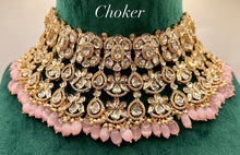 Load image into Gallery viewer, Pink Paachi Kundan Bridal Set
