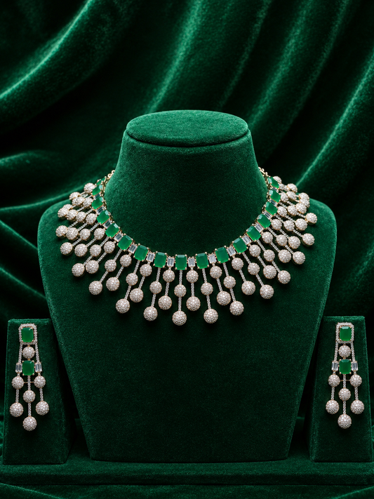 Emerald Dewdrop Necklace