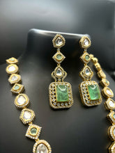 Load image into Gallery viewer, Paachi Kundan Mint Necklace
