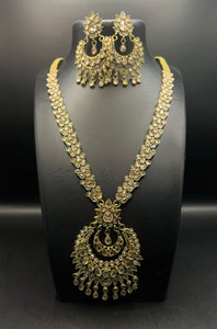 Gold Chandbali Necklace