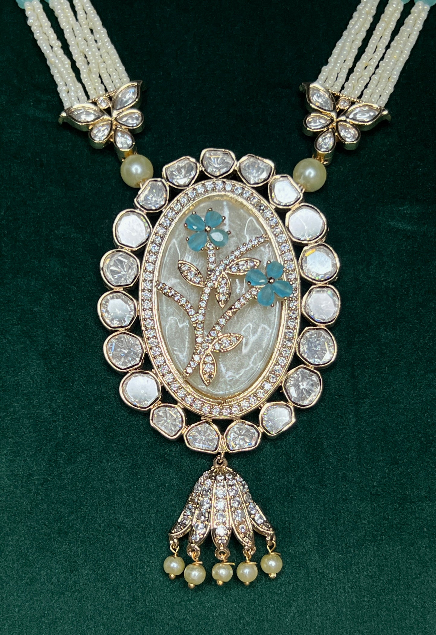 Pearl Pendant Mala