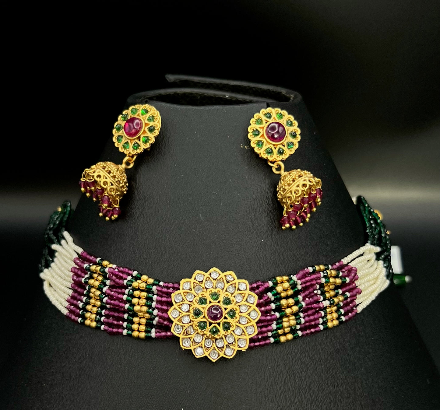 Ruby Green Pearl Choker