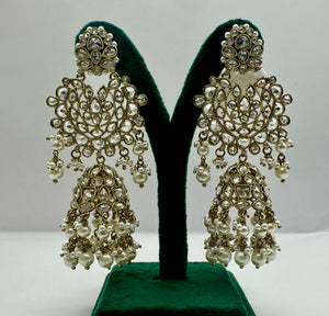 Mehndi White Jhumkas