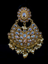 Load image into Gallery viewer, Copper Chandbali Earring

