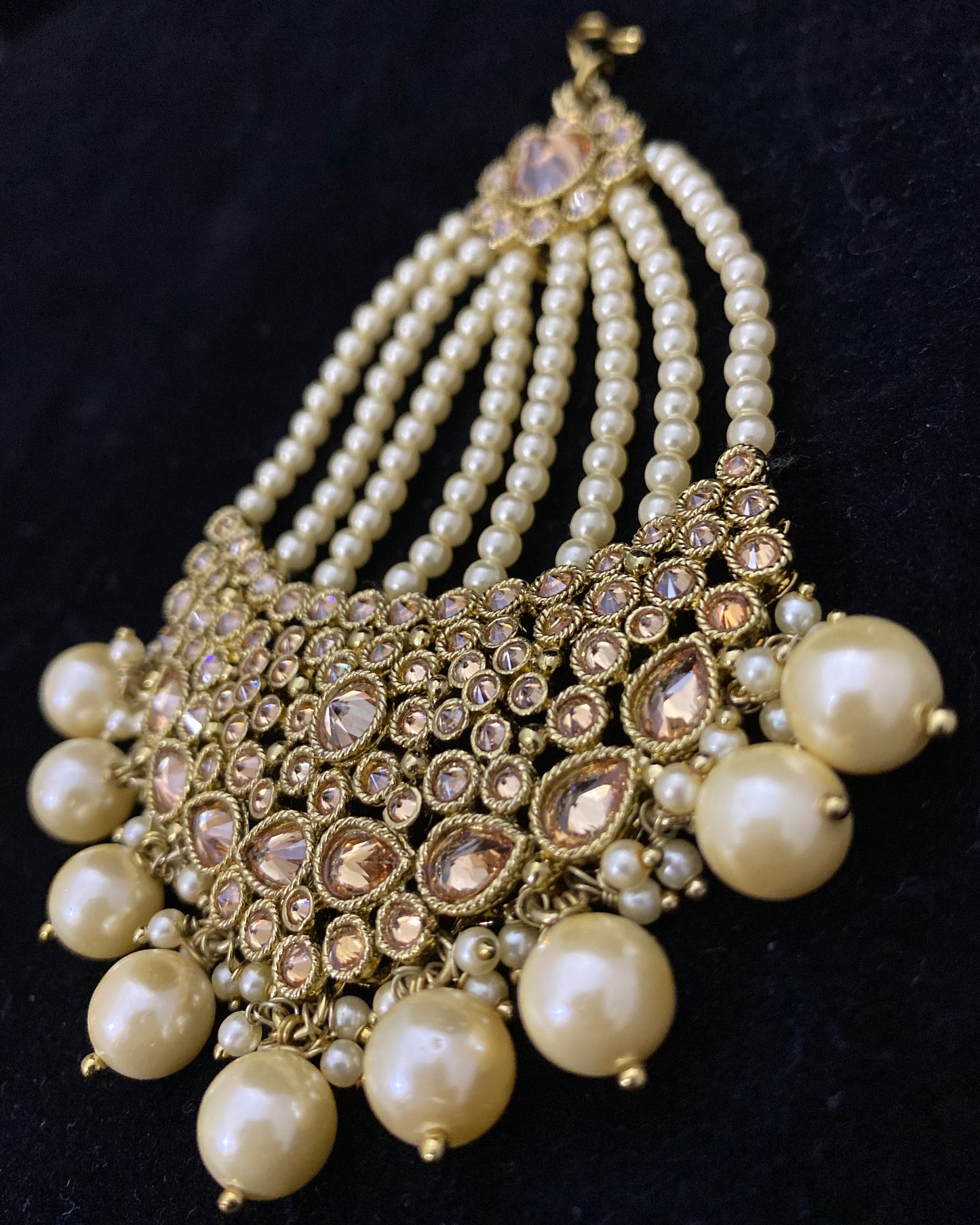 Jhumar/Paasa in Copper with Pearls